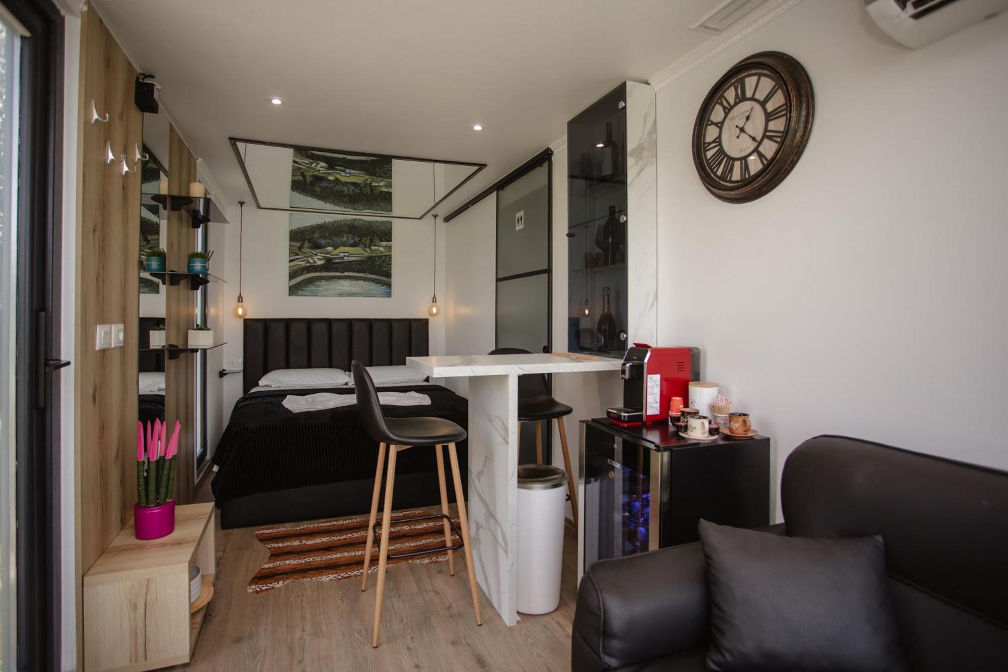 Villa 446 Tiny House Shiroke Exterior foto