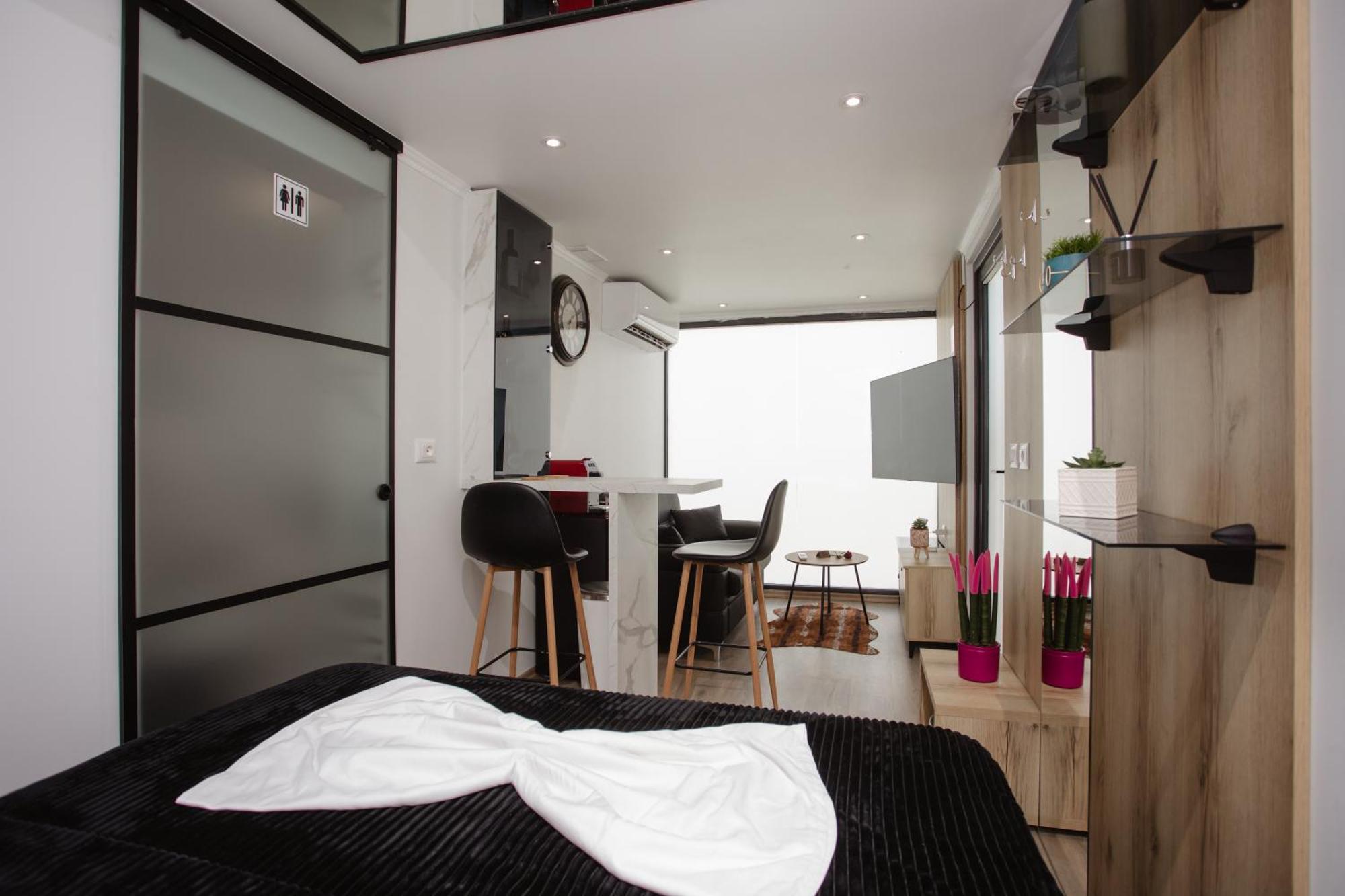 Villa 446 Tiny House Shiroke Exterior foto