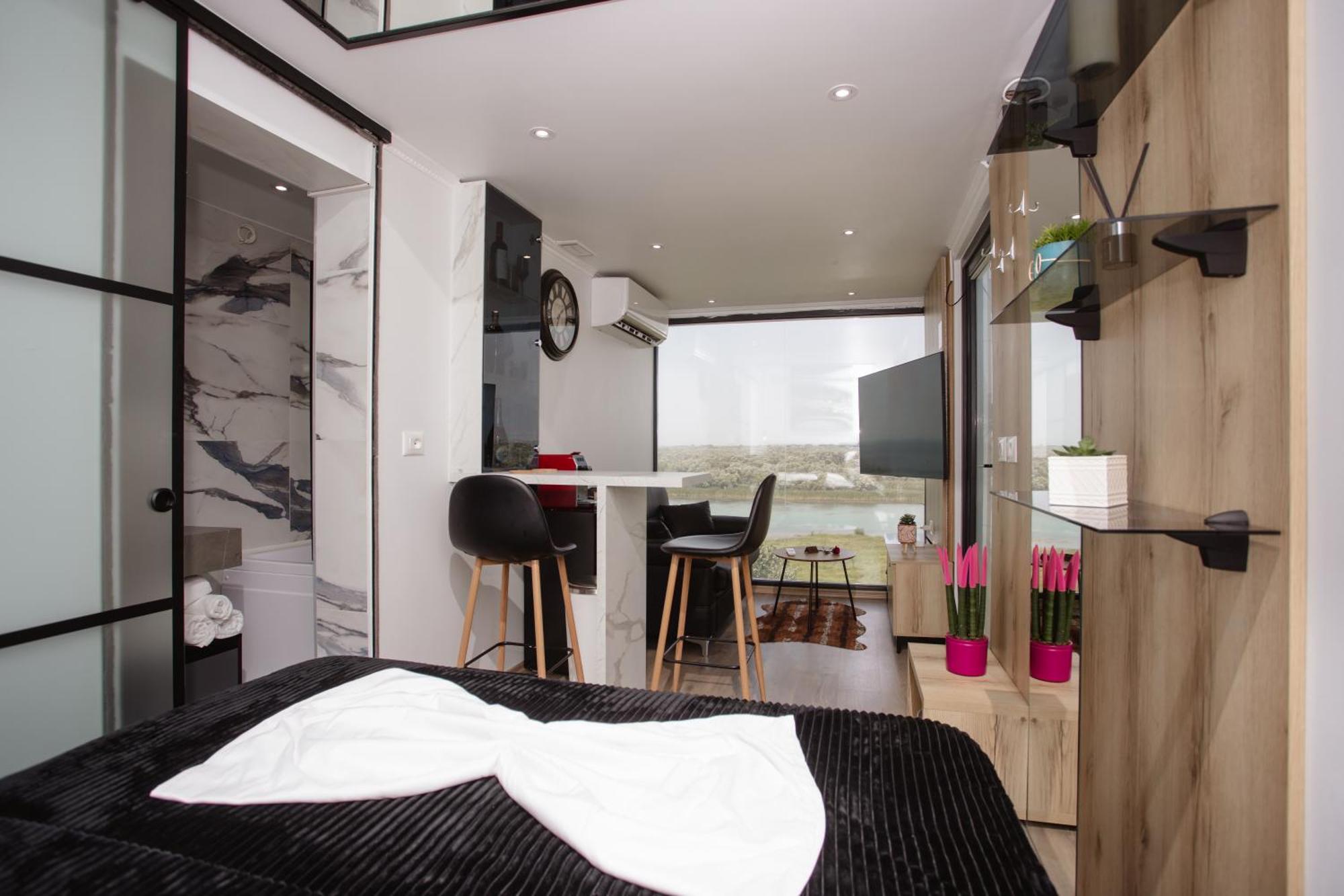 Villa 446 Tiny House Shiroke Exterior foto